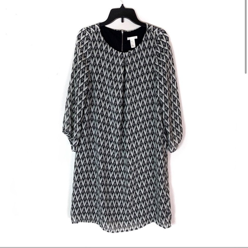 H&M Modest Shift 3/4 Sleeve Geometric Print Dress